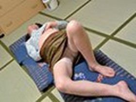 六十路隔世近親相姦6 〜祖母と孫とその友達〜 女学生だった頃の興奮が鮮明に蘇る 生中出し禁断交尾 沢村樹　サンプル画像04